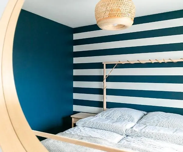 Διαμέρισμα Chill And Sun